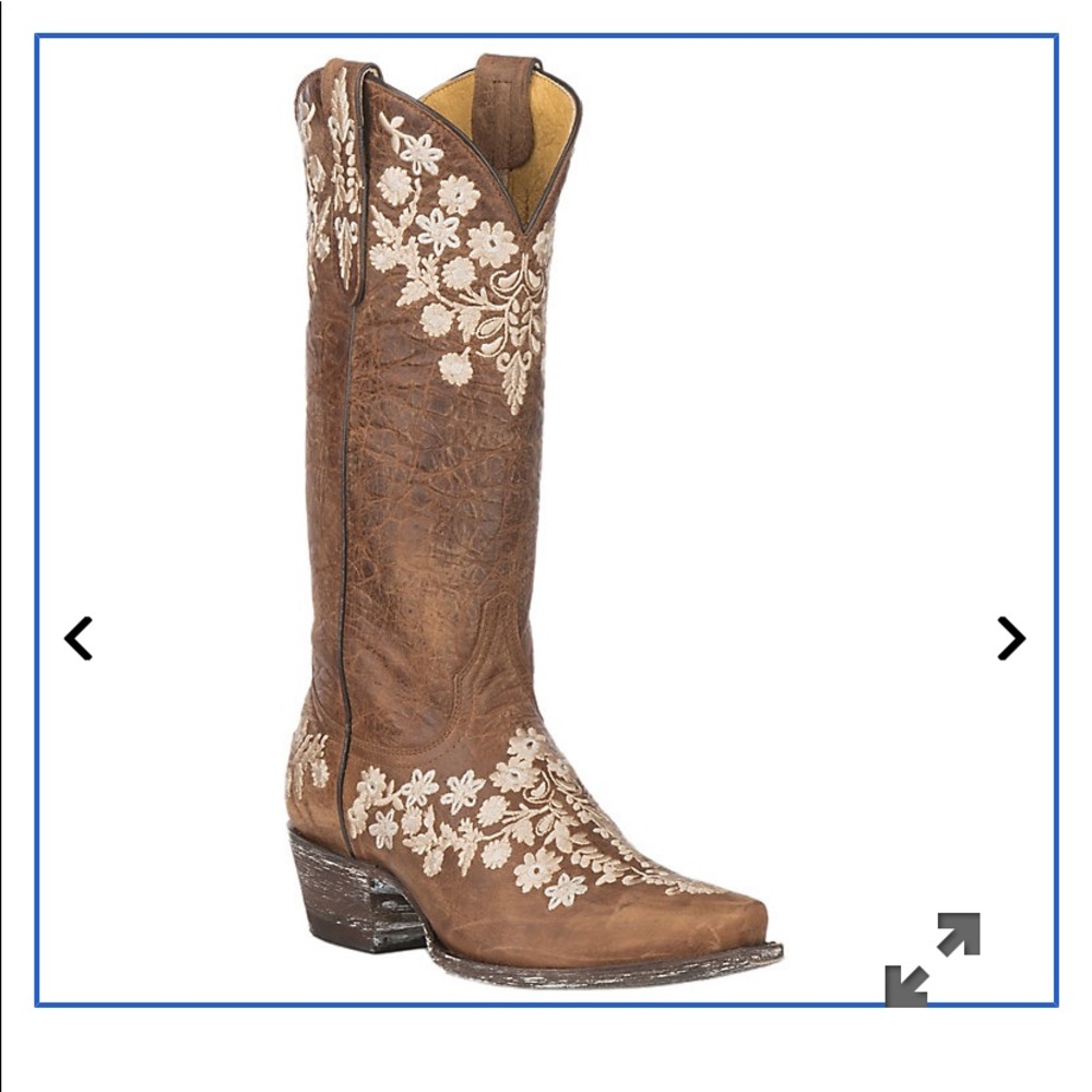 Cavender’s Goatskin with Embroidery Snip Toe Boots